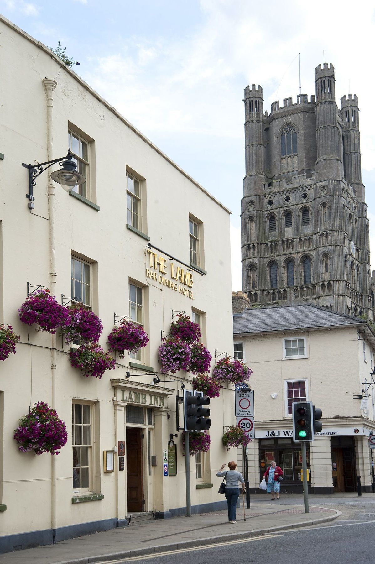 Inn Lamb By Greene King Ely